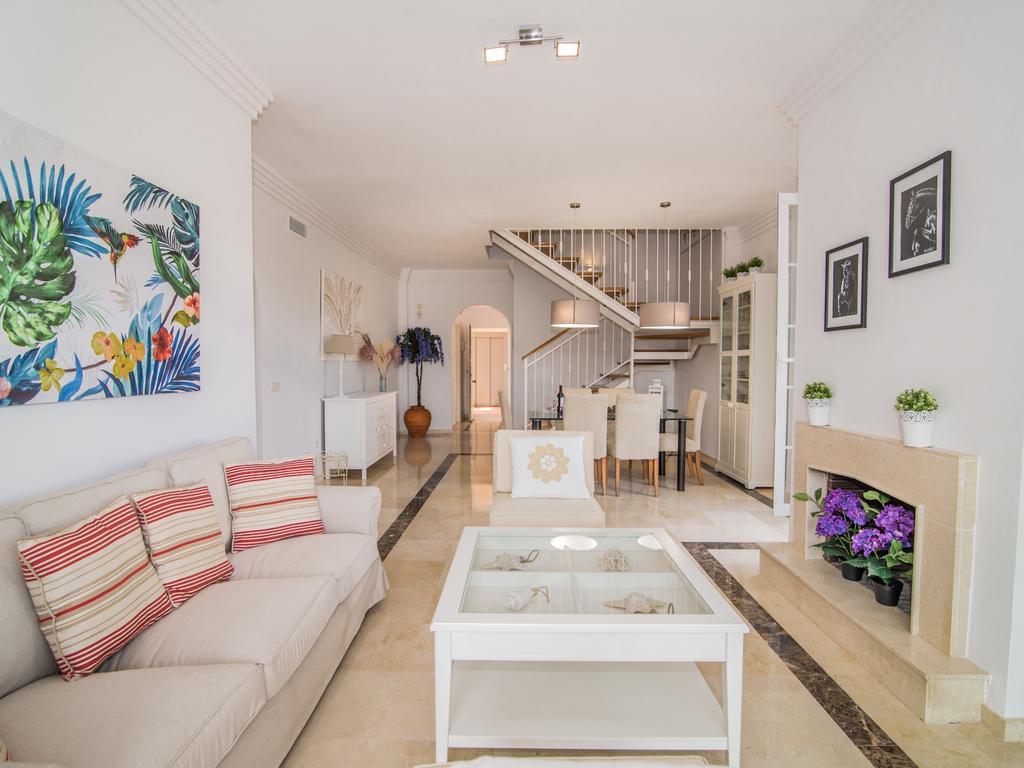 River Garden Spacious Penthouse Marbella Bagian luar foto