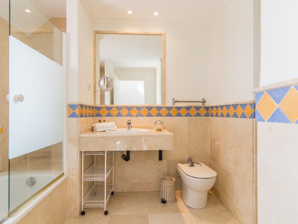 River Garden Spacious Penthouse Marbella Bagian luar foto