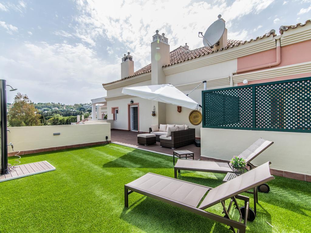 River Garden Spacious Penthouse Marbella Bagian luar foto