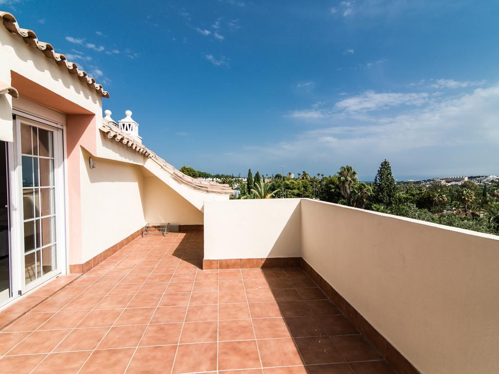 River Garden Spacious Penthouse Marbella Bagian luar foto